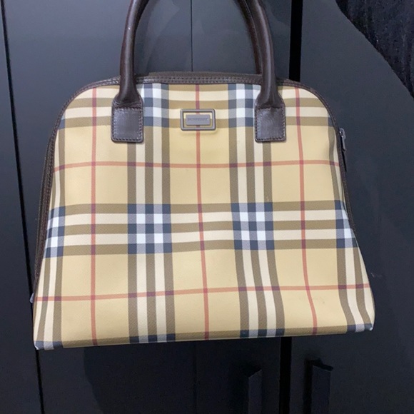 Authentic Burberry Nova Check Bag / Bucket Tote - Picture 7 of 8